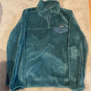 Beautiful dark green pullover!